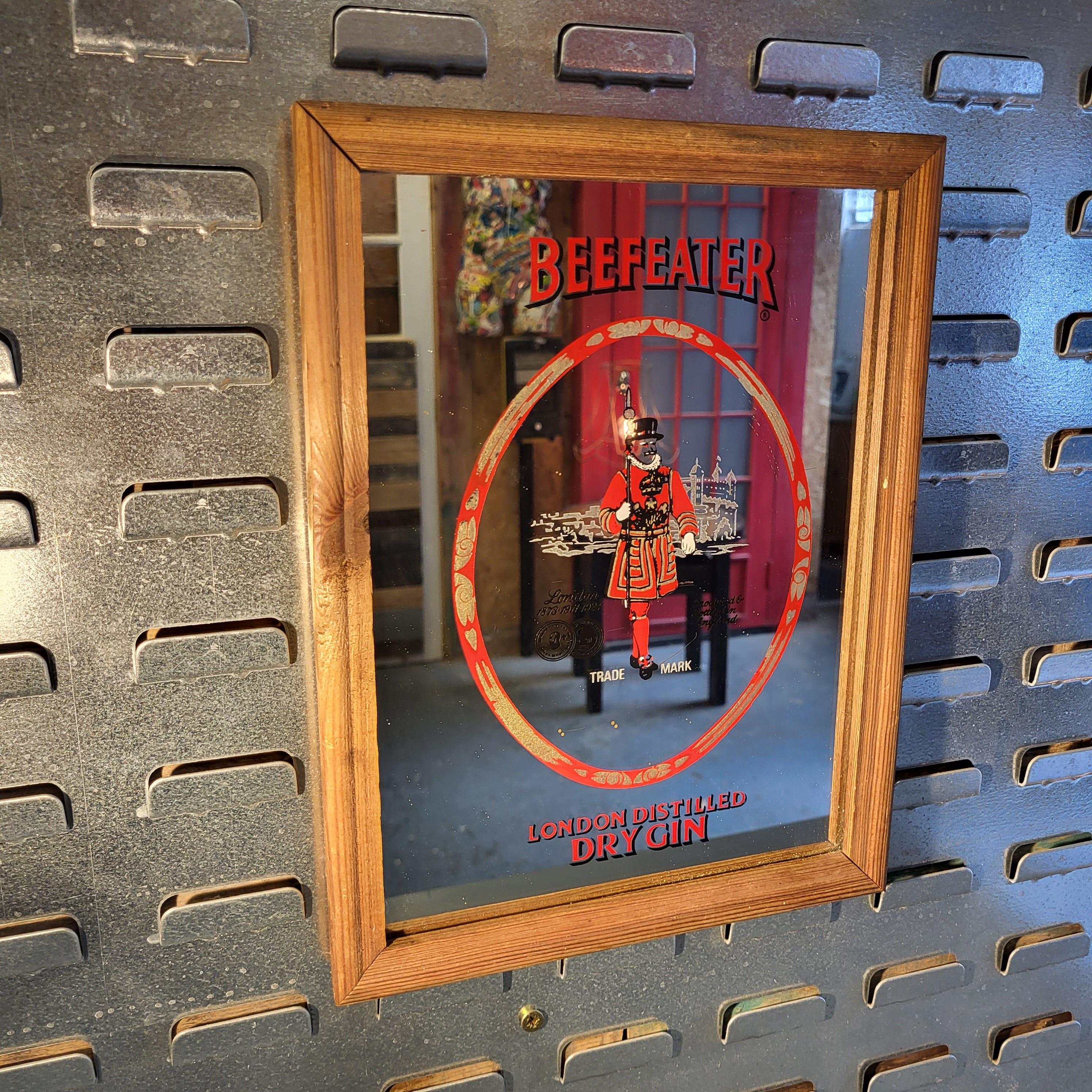 Vintage Beefeater Pub Mirror – Retro Chimps